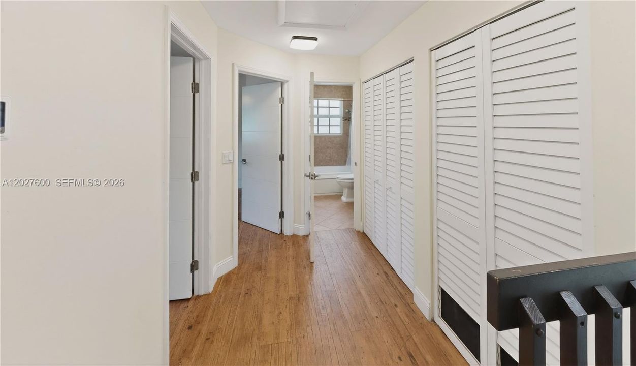 For Sale: $599,900 (3 beds, 2 baths, 1638 Square Feet)