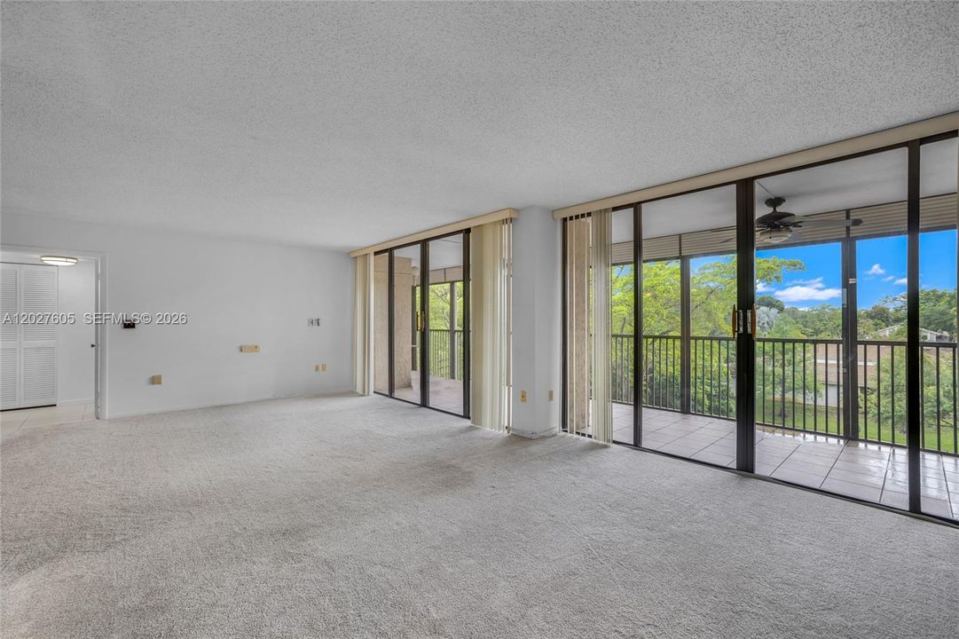 For Sale: $349,000 (2 beds, 2 baths, 1785 Square Feet)