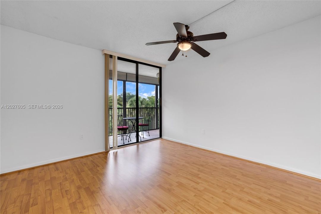 For Sale: $349,000 (2 beds, 2 baths, 1785 Square Feet)