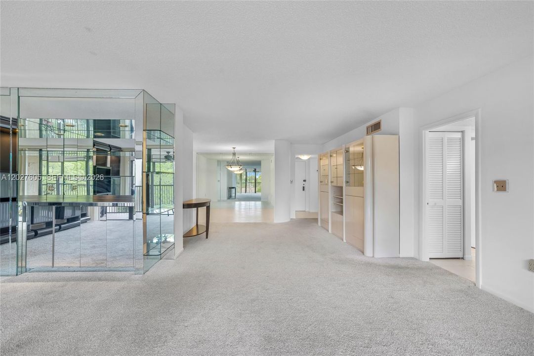 For Sale: $349,000 (2 beds, 2 baths, 1785 Square Feet)