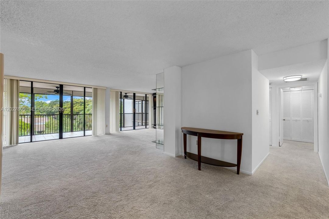 For Sale: $349,000 (2 beds, 2 baths, 1785 Square Feet)