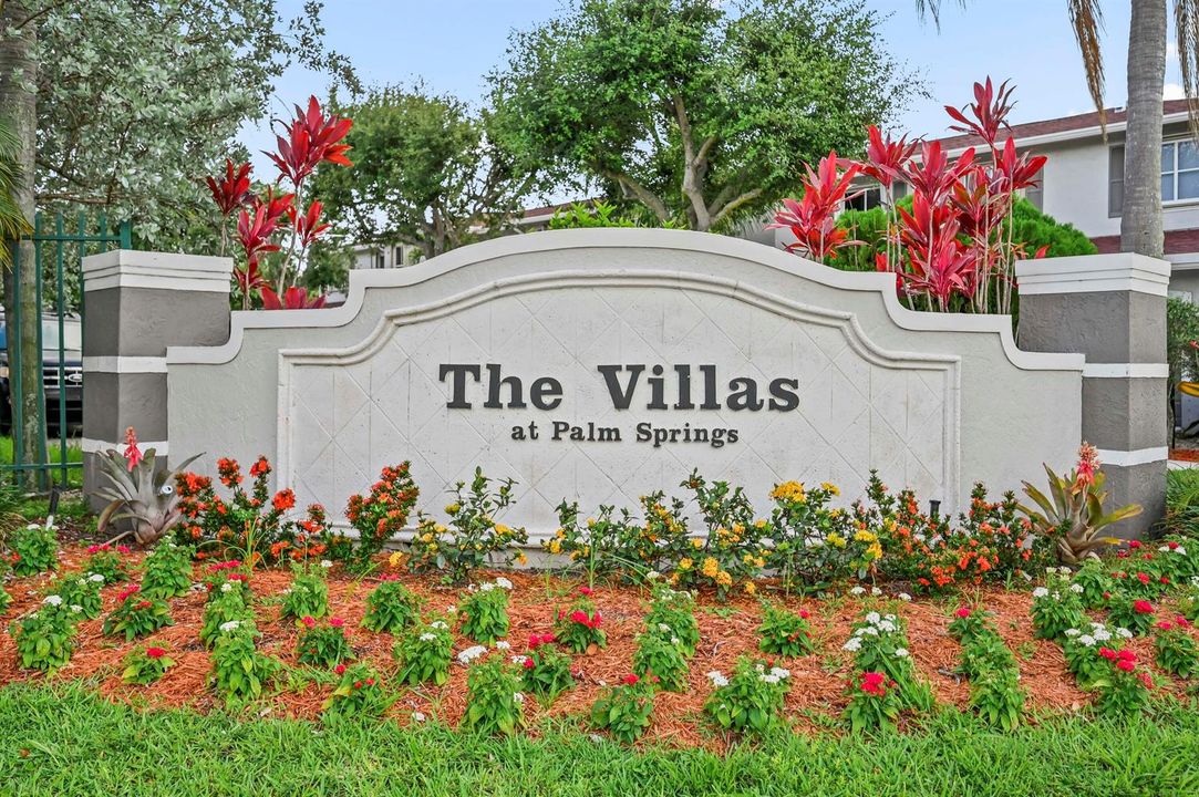 304 N Palm Villas Way Palm Springs, FL03