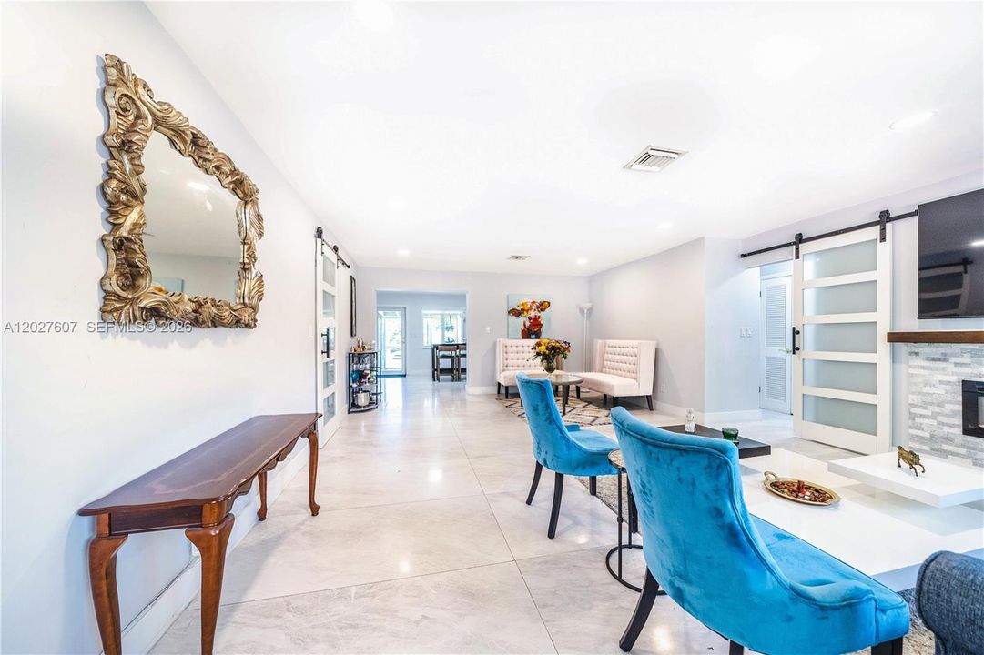 For Rent: $6,200 (2 beds, 2 baths, 2200 Square Feet)
