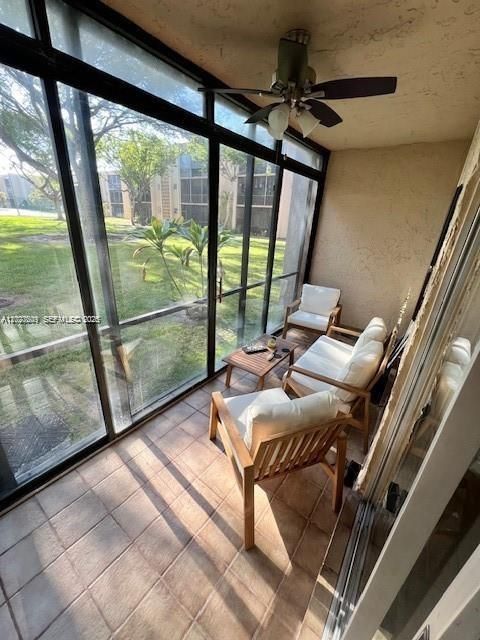 В аренду: $1,875 (1 спален, 1 ванн, 1067 Квадратных фут)