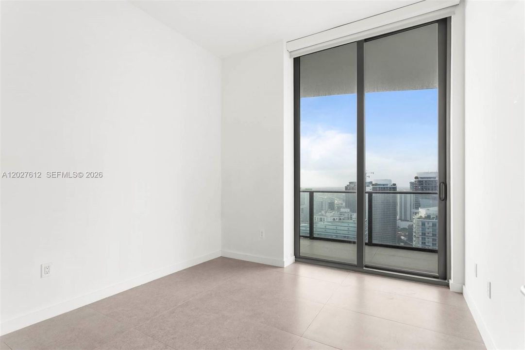 For Sale: $1,599,000 (3 beds, 2 baths, 1711 Square Feet)