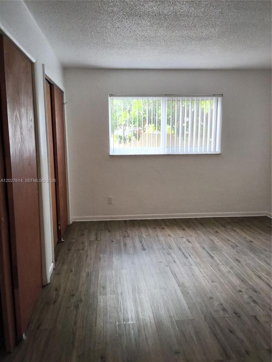 For Rent: $1,700 (1 beds, 1 baths, 4439 Square Feet)