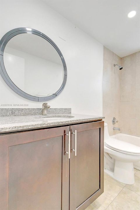 For Rent: $2,200 (2 beds, 1 baths, 1000 Square Feet)