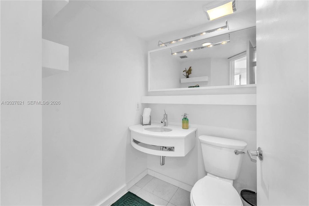 В аренду: $7,500 (2 спален, 2 ванн, 2020 Квадратных фут)