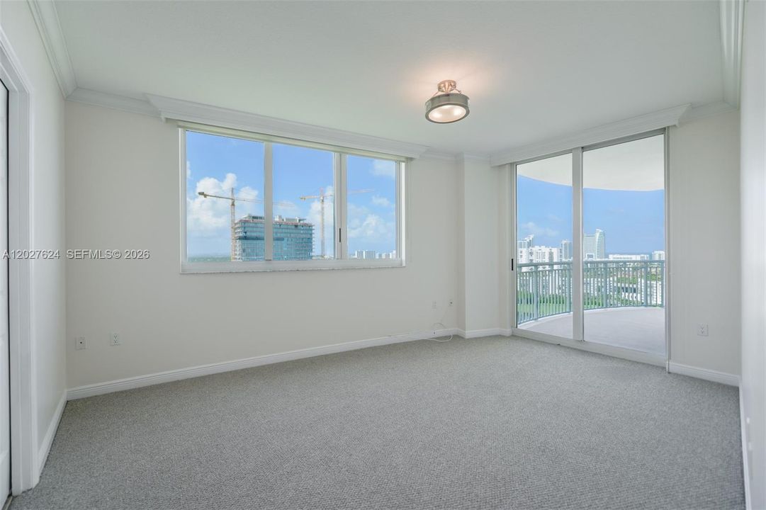 For Sale: $599,999 (3 beds, 2 baths, 1597 Square Feet)
