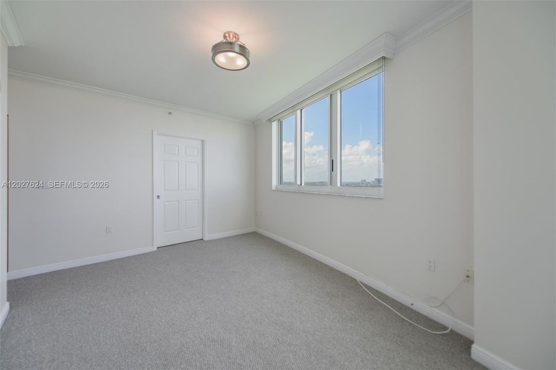 For Sale: $599,999 (3 beds, 2 baths, 1597 Square Feet)