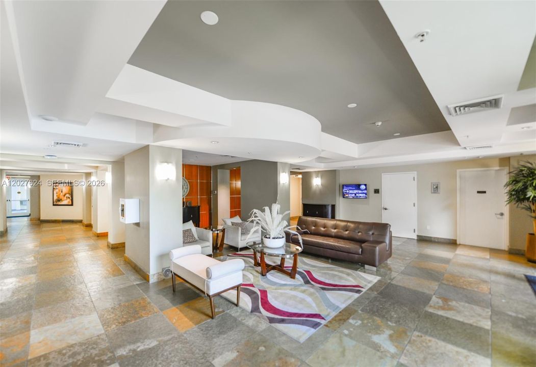 For Sale: $599,999 (3 beds, 2 baths, 1597 Square Feet)