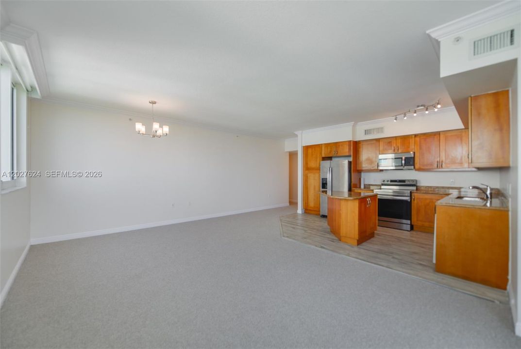 For Sale: $599,999 (3 beds, 2 baths, 1597 Square Feet)