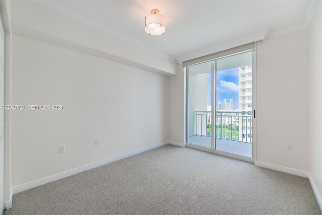For Sale: $599,999 (3 beds, 2 baths, 1597 Square Feet)