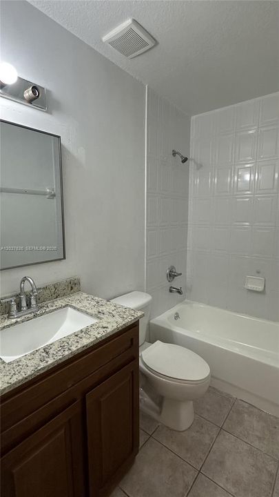 Recently Rented: $1,800 (2 beds, 2 baths, 919 Square Feet)