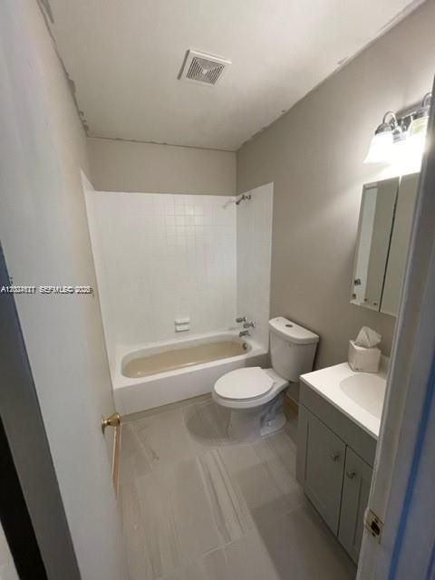 : $2,350 (2 спален, 2 ванн, 1458 Квадратных фут)