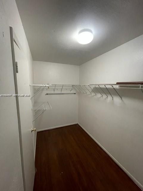 : $2,350 (2 спален, 2 ванн, 1458 Квадратных фут)