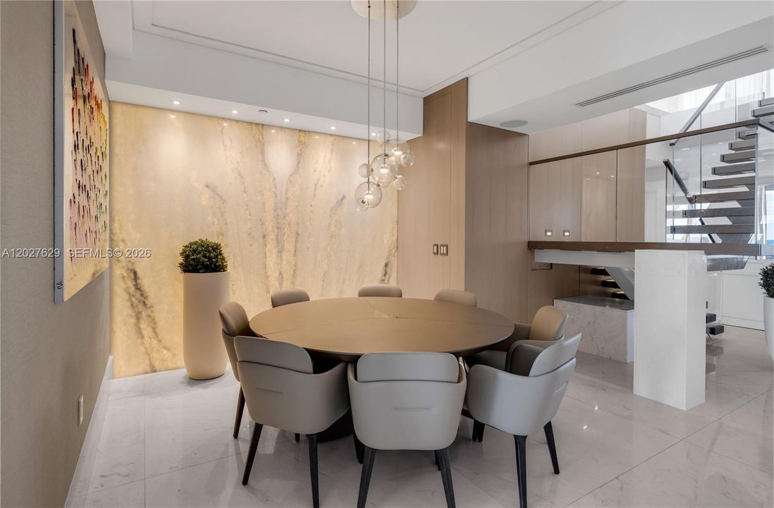 En Venta: $18,500,000 (5 camas, 5 baños, 4566 Pies cuadrados)