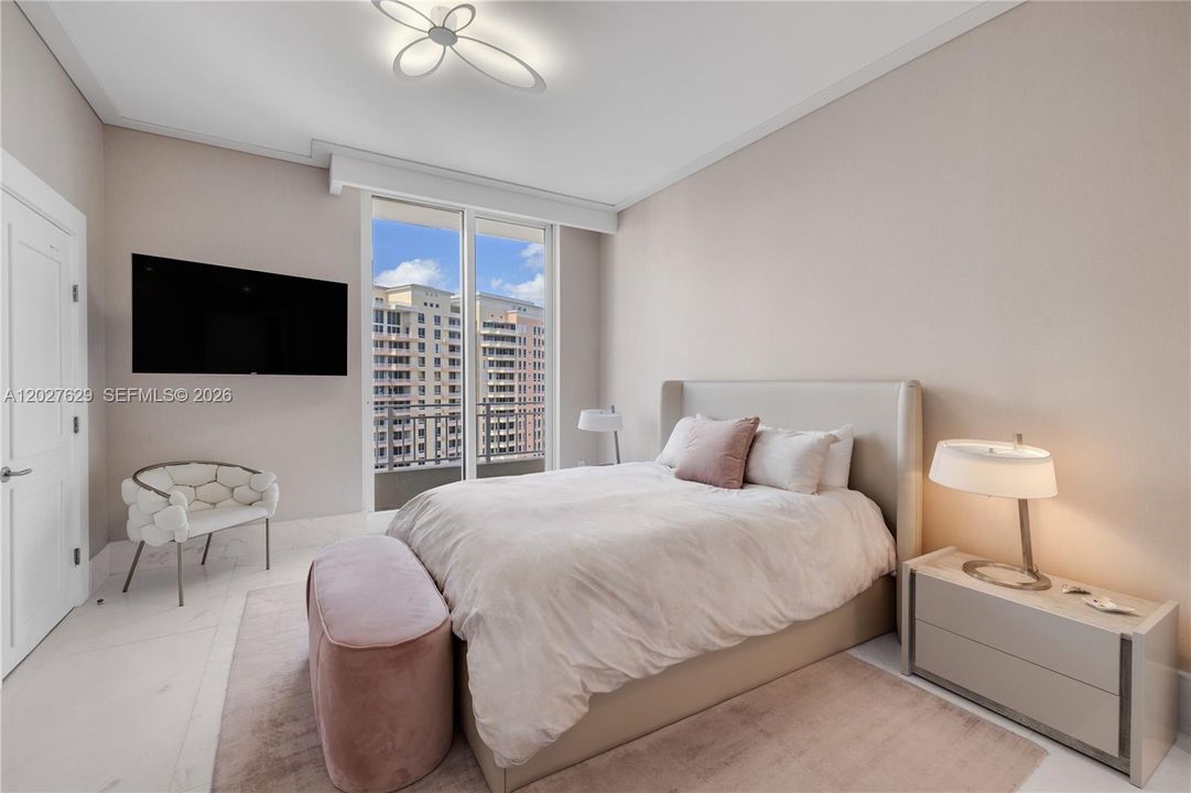 En Venta: $18,500,000 (5 camas, 5 baños, 4566 Pies cuadrados)
