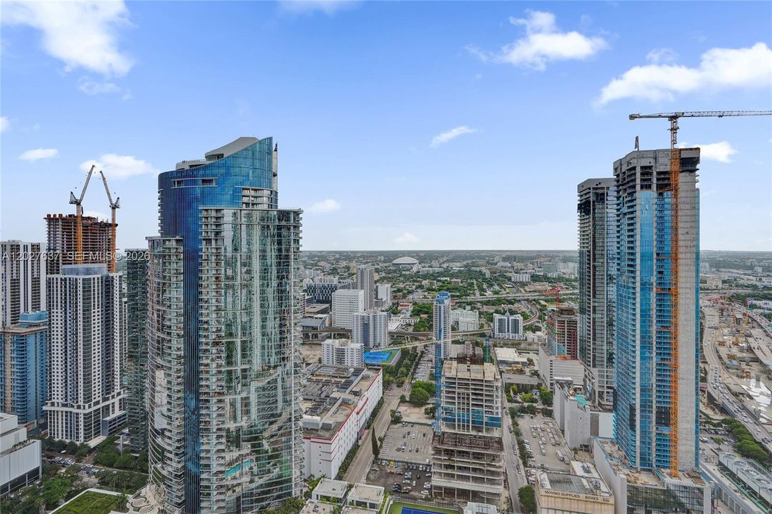 Active With Contract: $5,900 (2 beds, 2 baths, 1237 Square Feet)