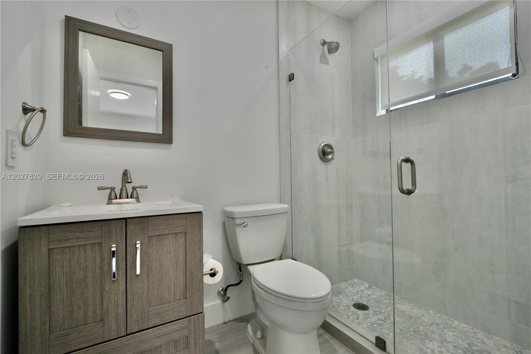 В аренду: $3,600 (3 спален, 2 ванн, 2248 Квадратных фут)