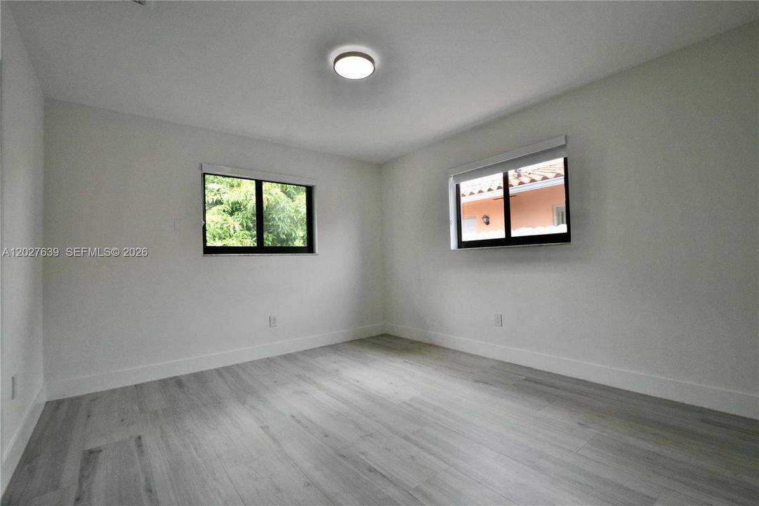 В аренду: $3,600 (3 спален, 2 ванн, 2248 Квадратных фут)