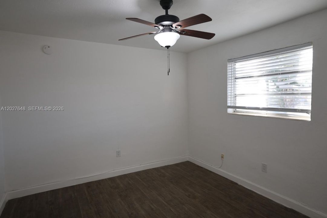 For Rent: $1,650 (1 beds, 1 baths, 450 Square Feet)