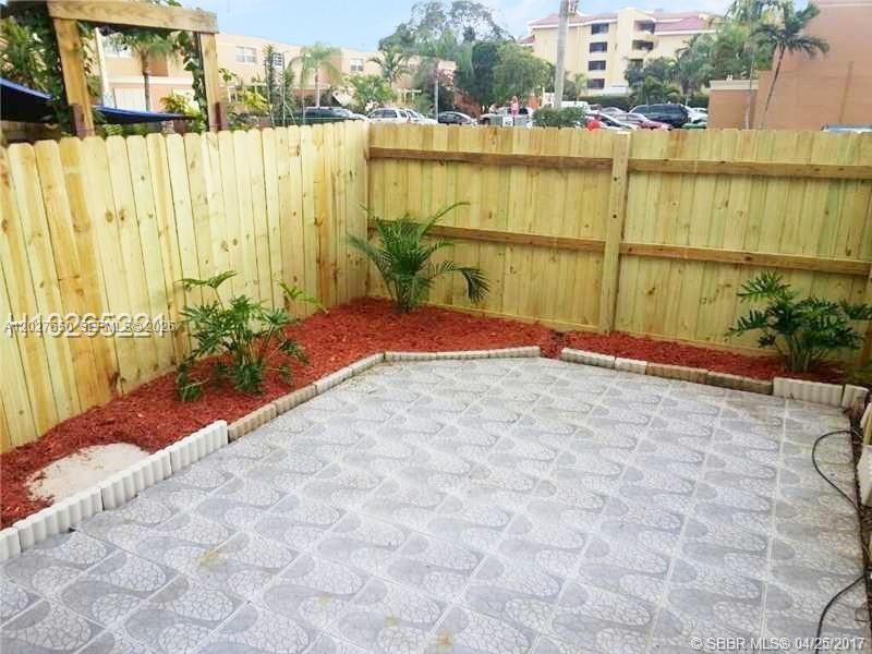 В аренду: $2,400 (2 спален, 1 ванн, 1097 Квадратных фут)