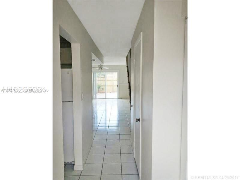В аренду: $2,400 (2 спален, 1 ванн, 1097 Квадратных фут)