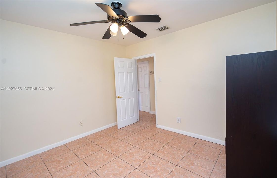 For Rent: $1,800 (1 beds, 1 baths, 0 Square Feet)