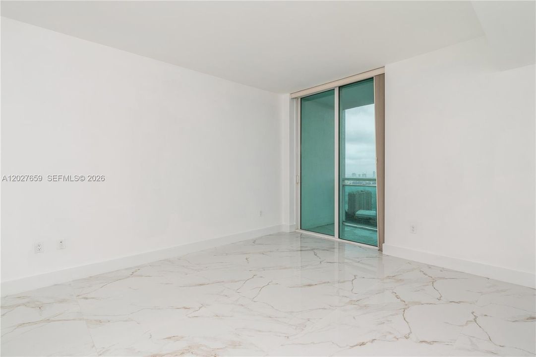 For Rent: $5,300 (2 beds, 2 baths, 1113 Square Feet)