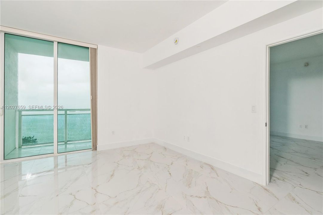 For Rent: $5,300 (2 beds, 2 baths, 1113 Square Feet)