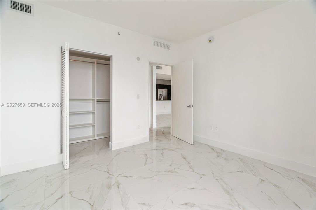 For Rent: $5,300 (2 beds, 2 baths, 1113 Square Feet)