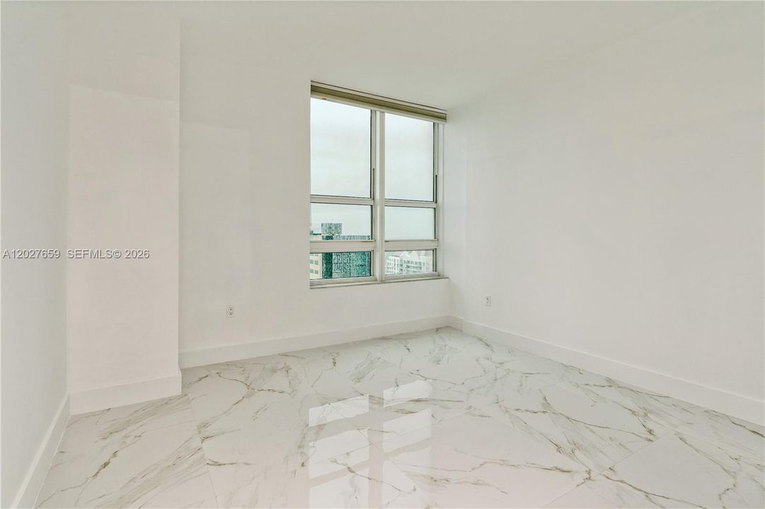 For Rent: $5,300 (2 beds, 2 baths, 1113 Square Feet)
