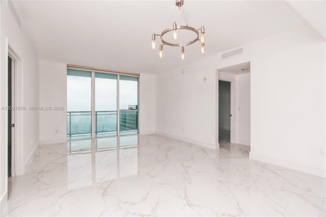 For Rent: $5,300 (2 beds, 2 baths, 1113 Square Feet)