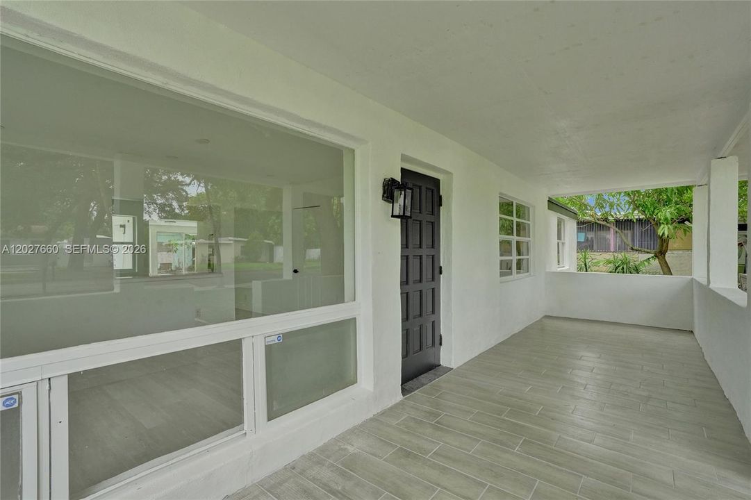 Vendido Recientemente: $539,000 (4 camas, 2 baños, 1488 Pies cuadrados)