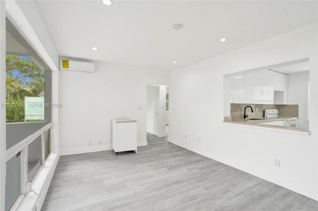 Vendido Recientemente: $539,000 (4 camas, 2 baños, 1488 Pies cuadrados)