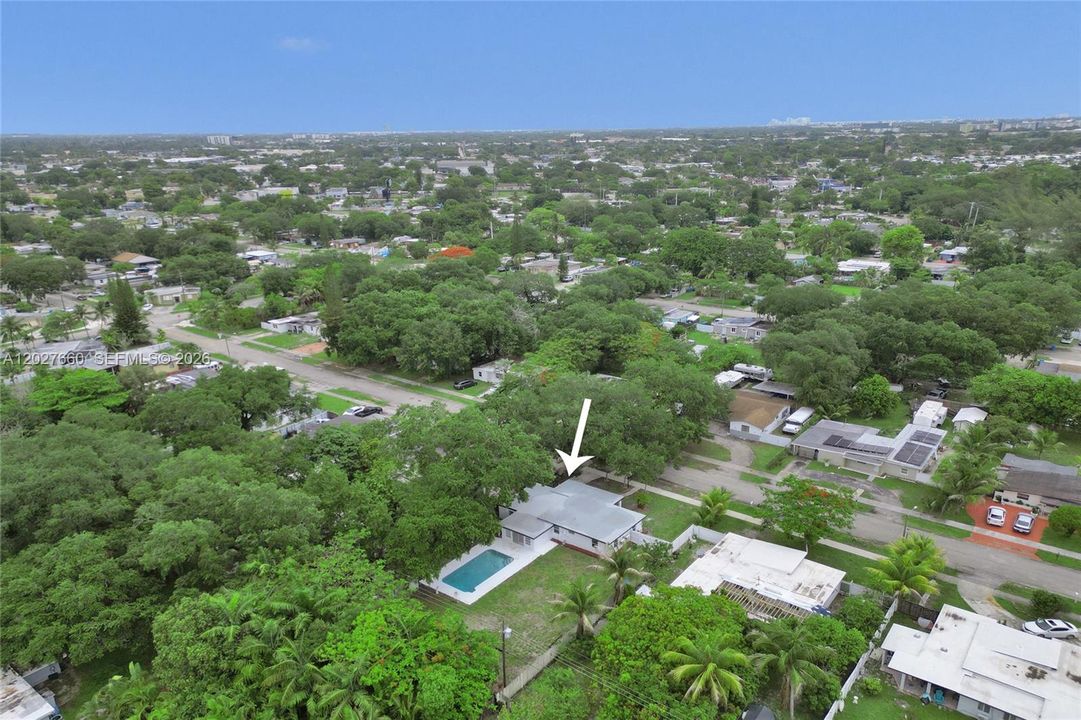Vendido Recientemente: $539,000 (4 camas, 2 baños, 1488 Pies cuadrados)