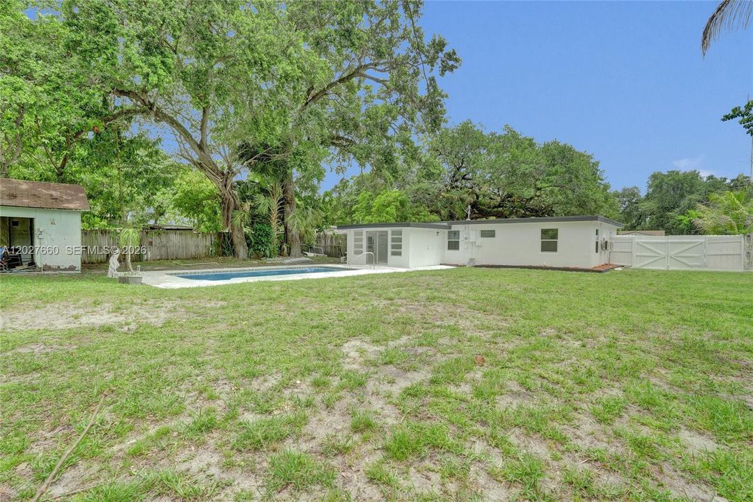 Vendido Recientemente: $539,000 (4 camas, 2 baños, 1488 Pies cuadrados)