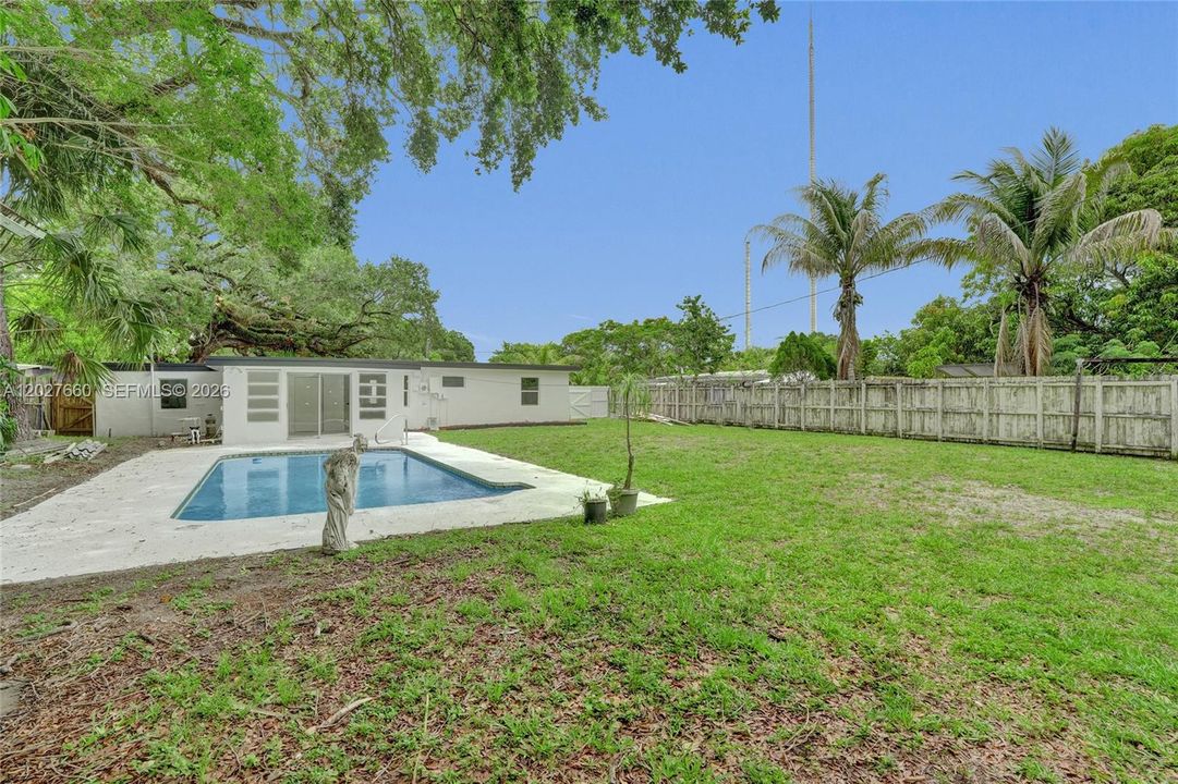 Vendido Recientemente: $539,000 (4 camas, 2 baños, 1488 Pies cuadrados)