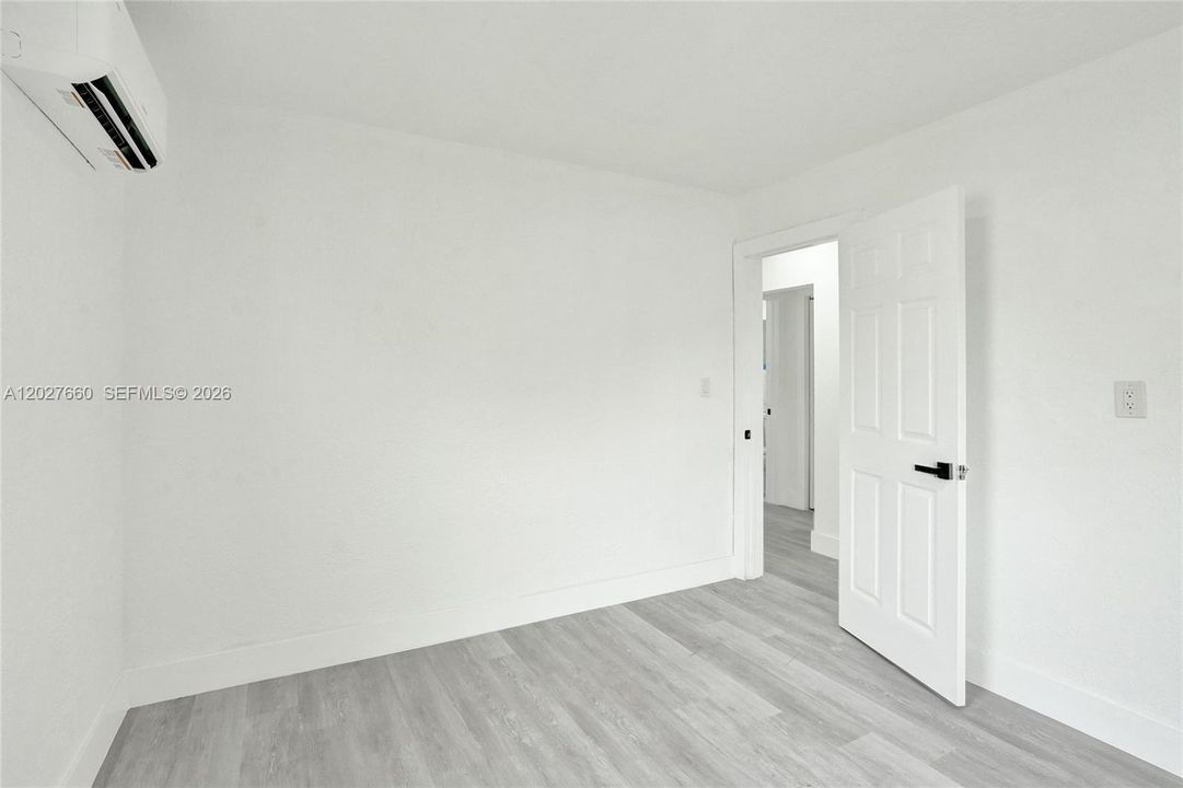 Vendido Recientemente: $539,000 (4 camas, 2 baños, 1488 Pies cuadrados)