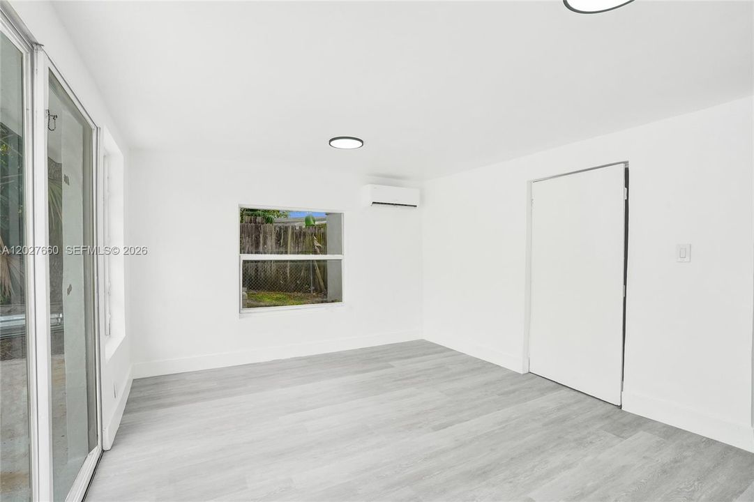 Vendido Recientemente: $539,000 (4 camas, 2 baños, 1488 Pies cuadrados)