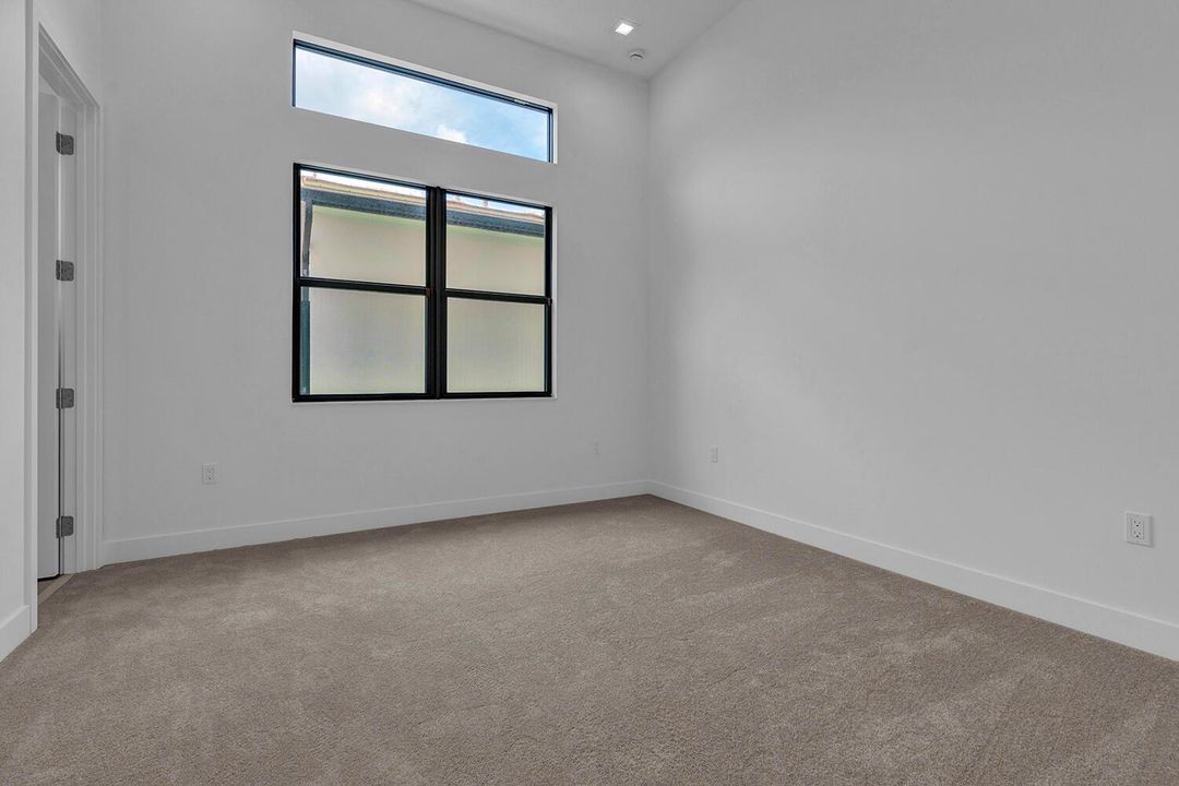 BedroomDownstairs2