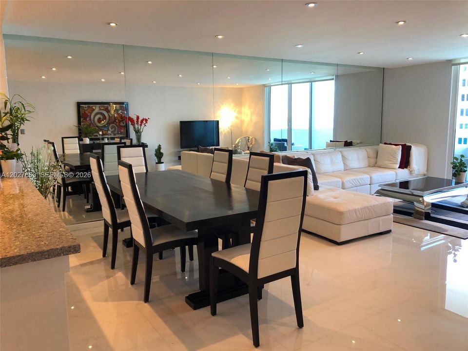 For Rent: $13,000 (2 beds, 2 baths, 1480 Square Feet)
