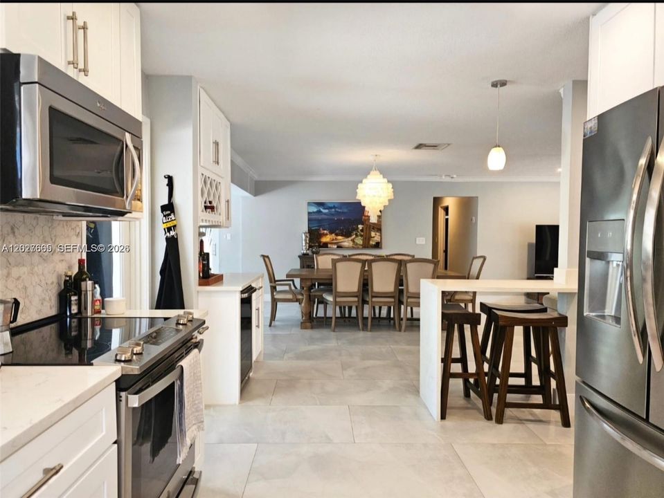 For Rent: $5,200 (3 beds, 3 baths, 1779 Square Feet)