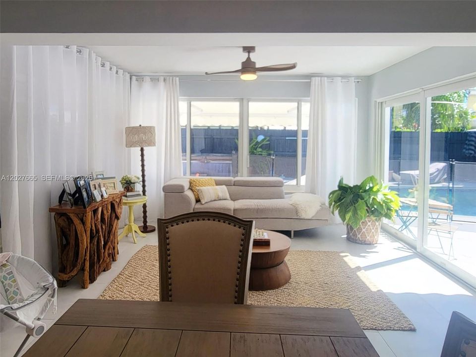For Rent: $5,200 (3 beds, 3 baths, 1779 Square Feet)