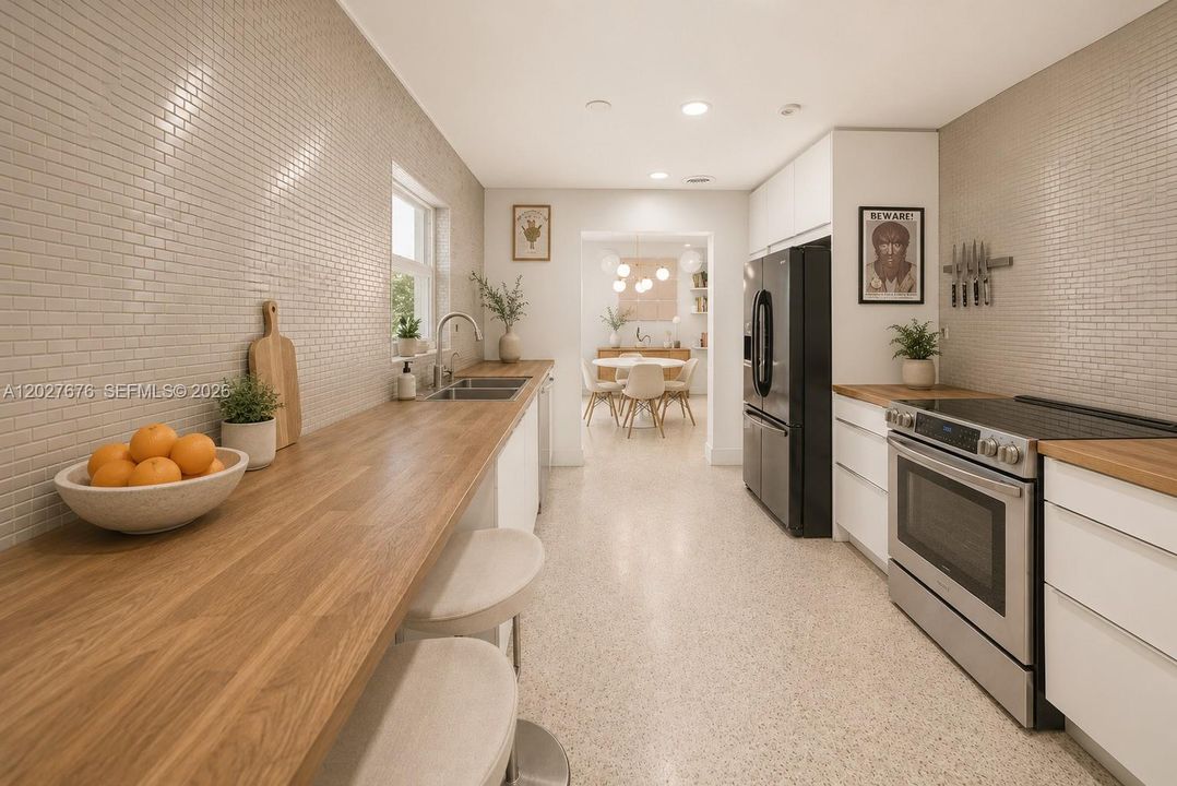 На продажу: $950,000 (3 спален, 2 ванн, 1722 Квадратных фут)