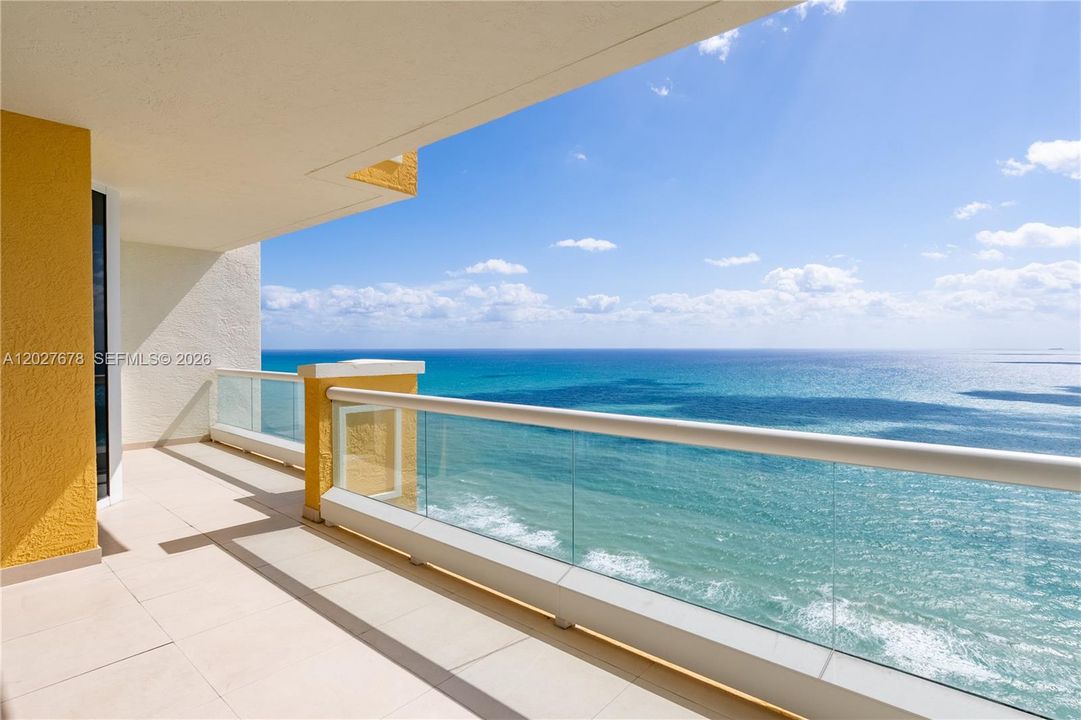For Sale: $4,995,000 (4 beds, 4 baths, 2736 Square Feet)