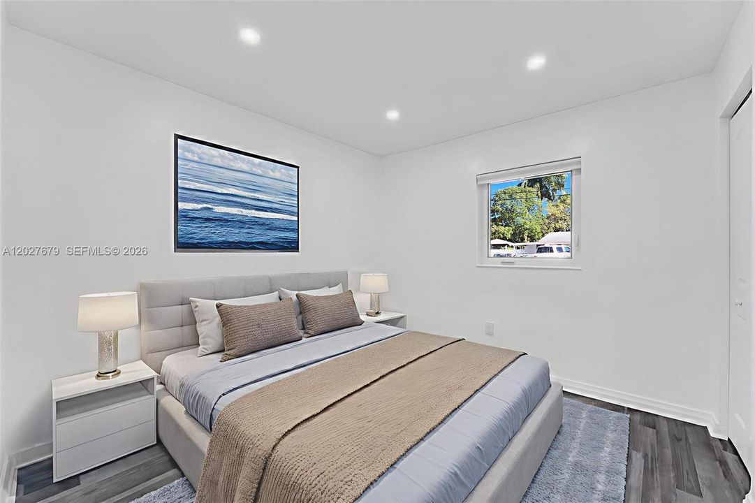 For Rent: $2,850 (3 beds, 2 baths, 975 Square Feet)