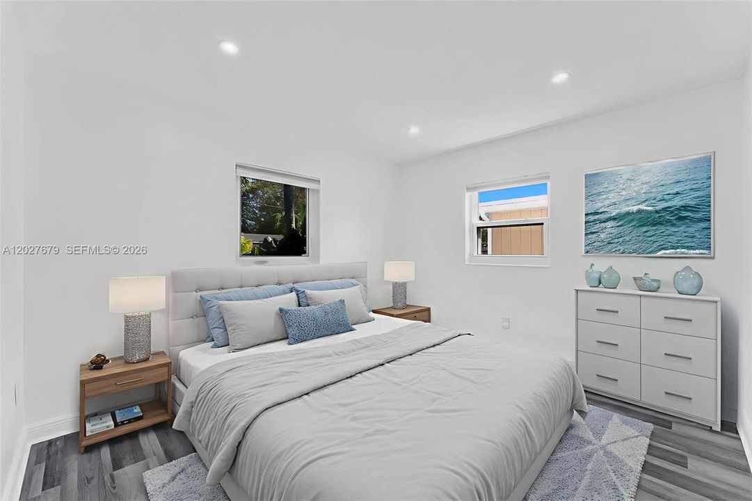 For Rent: $2,850 (3 beds, 2 baths, 975 Square Feet)