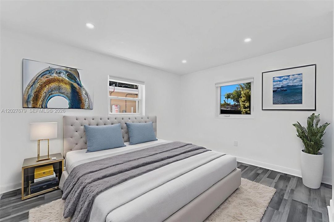 For Rent: $2,850 (3 beds, 2 baths, 975 Square Feet)